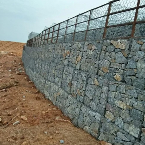 Gabion Retaining Walls: Practical And Aesthetic Solutions For Sloped Terrain